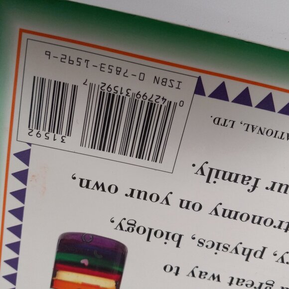 Lot Of 3 Books For Kids Science Projects Travel Games Art & Craft Activities - Picture 6 of 9